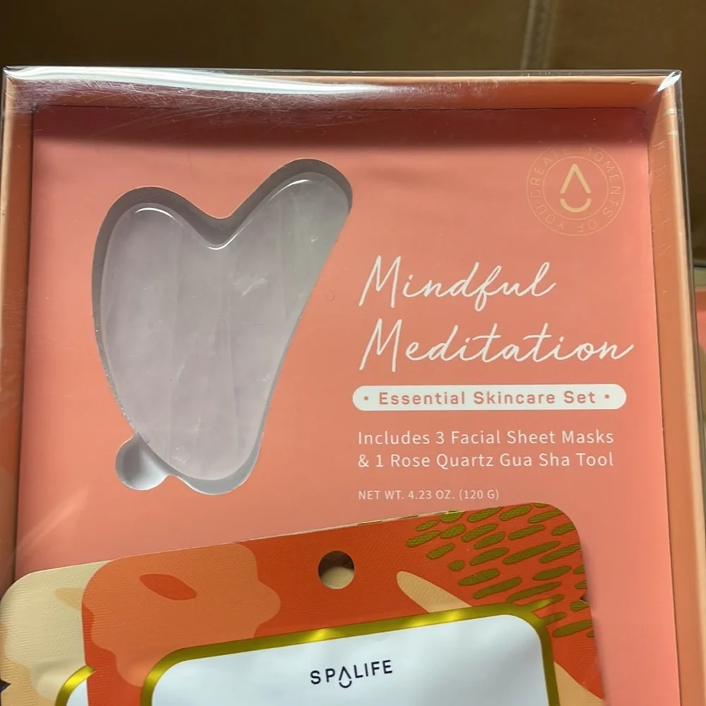 Mindful meditation essential skin care set